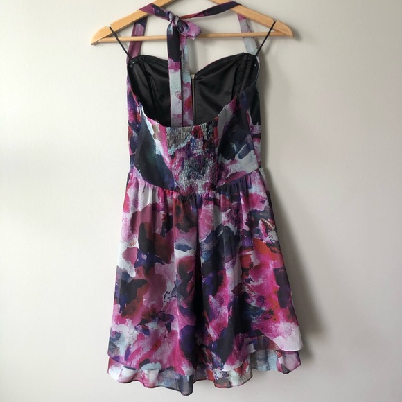 Gorgeous Guess Floral Corset Dress Size 8 Fits S-M - Picture 2 of 7